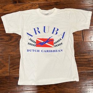 Vintage Single Stitch Aruba Caribbean and Diver Vacation Graphic T-Shirt 90s Y2K